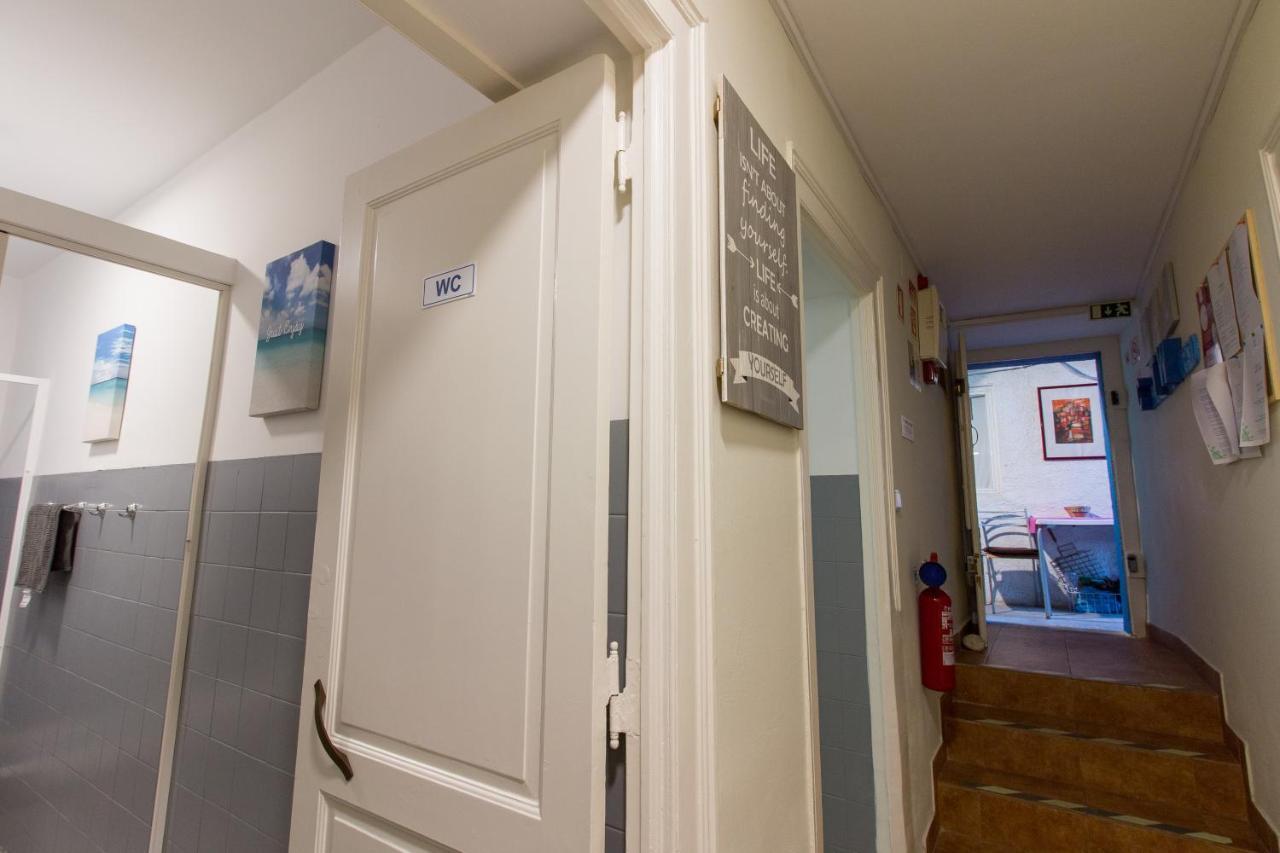 Change The World - Cascais - Hostel